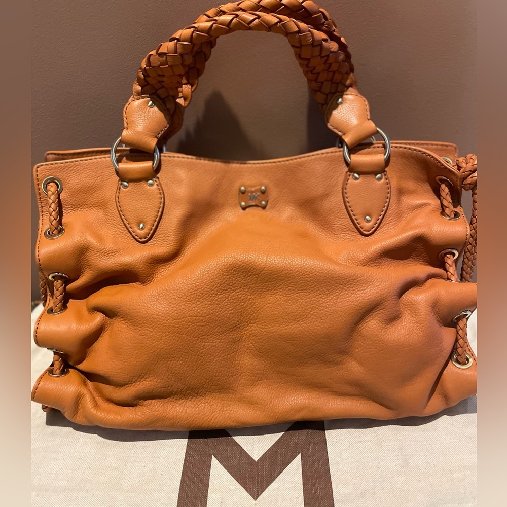 MICHAEL Michael Kors Woodside Large Satchel Genuine Leather in Luggage (Cognac)